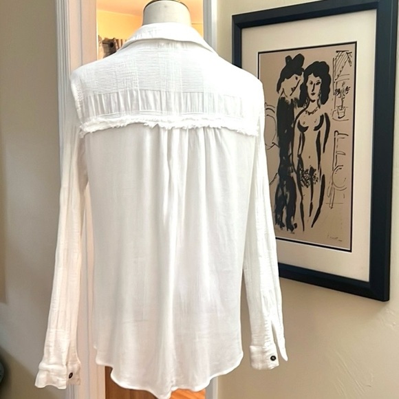 Umgee,Textured Natural White,Top,Cotton Chenille Blend,Button-Front Size Medium - Picture 7 of 14